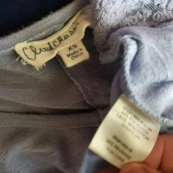Cloud chaser XS periwinkle flowy top - Picture 5 of 5